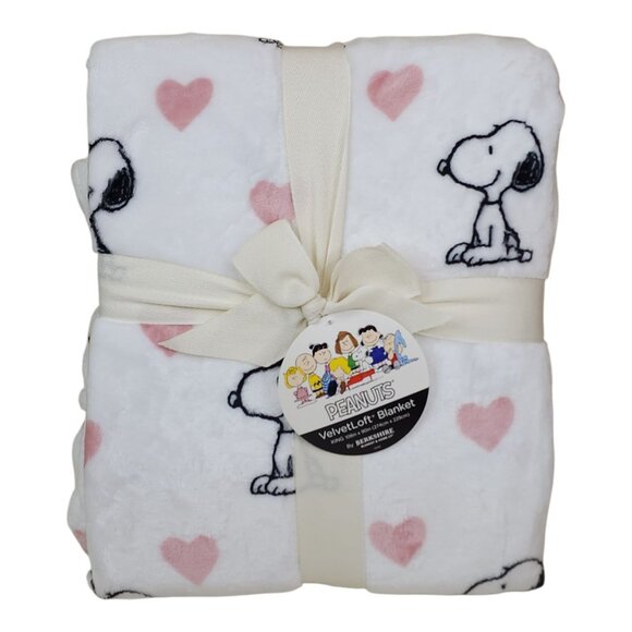Peanuts VelvetLoft King Blanket 108"x90" By Berkshire Snoopy Hearts Soft Cozy - Picture 9 of 9